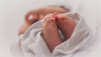 لاہور:غلط انجکشن سے 10 ماہ کی بچی جاں بحق